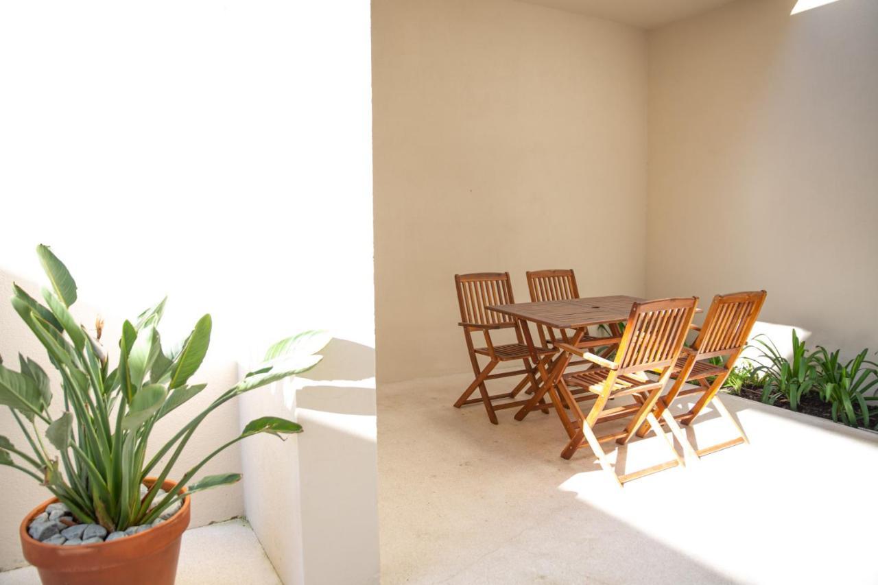 Casa Rene - Charming Apartments Almada Exterior photo