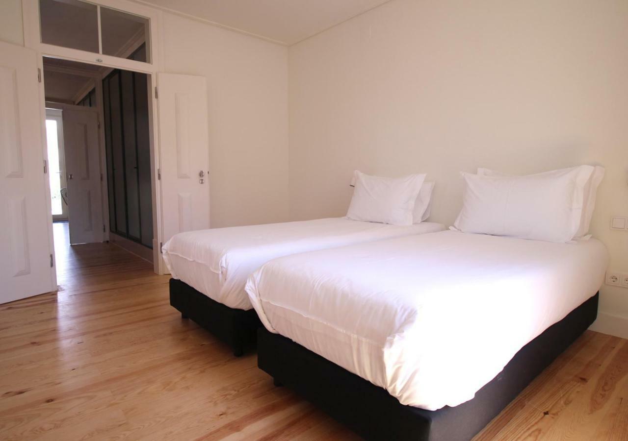 Casa Rene - Charming Apartments Almada Exterior photo