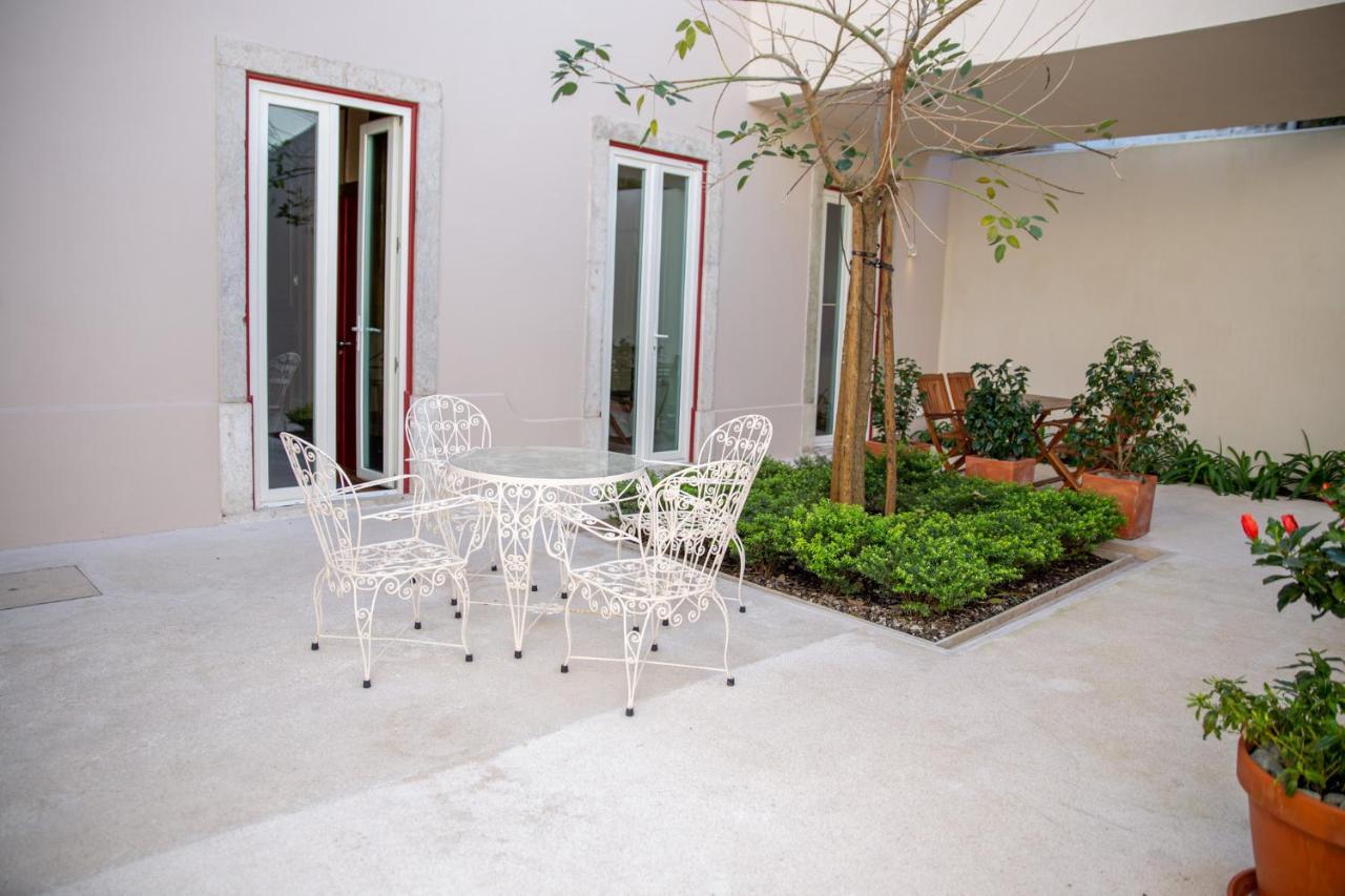 Casa Rene - Charming Apartments Almada Exterior photo