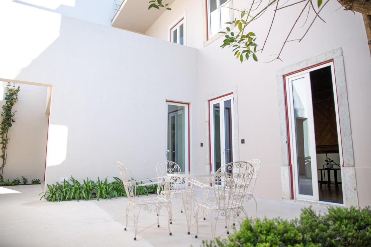 Casa Rene - Charming Apartments Almada Exterior photo